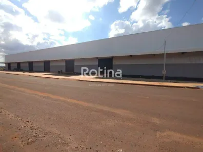 Galpão/Depósito/Armazém para alugar, 611m² no , 