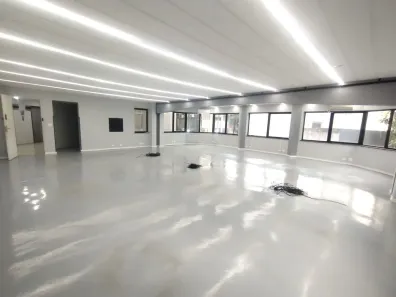 Sala Comercial à venda, 107m² no Cidade Monções, São Paulo