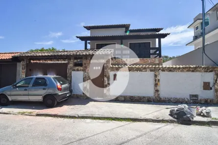 Casa com 4 Quartos à venda, 234m² no Itaipu, Niterói