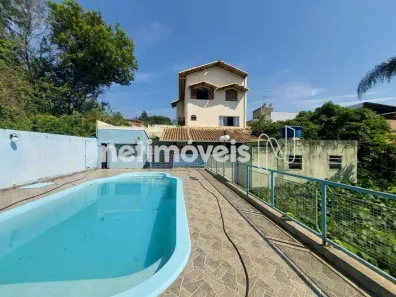 Casa com 4 Quartos à venda, 255m² no Tropical, Contagem