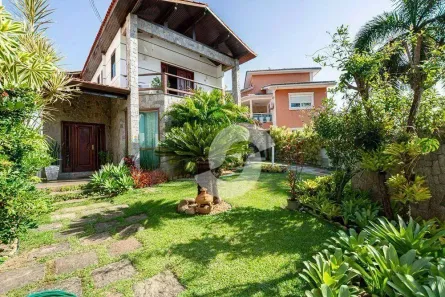 Casa com 4 Quartos à venda, 389m² no Camboinhas, Niterói