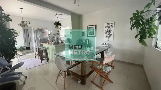 Casa com 3 Quartos à venda, 162m² no Carianos, Florianópolis
