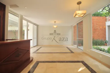 Sobrado com 3 Quartos à venda, 370m² no Vila Nova Conceição, São Paulo