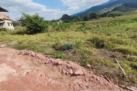 Lote/Terreno à venda, 200m² no , Divino de São Lourenço