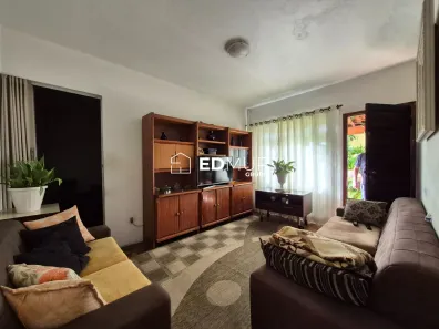 Casa com 3 Quartos à venda, 184m² no Bangú, Santo André