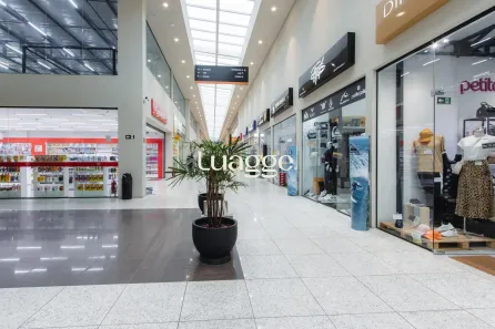 Ponto Comercial para alugar, 15m² no Restinga, Porto Alegre