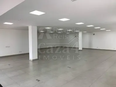 Galpão/Depósito/Armazém para venda ou aluguel, 400m² no Socorro, São Paulo