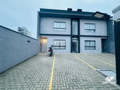 Apartamento com 3 Quartos para alugar, 80m² no Itajuba, Barra Velha