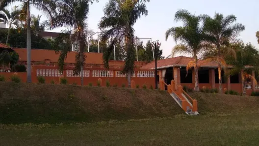 Fazenda/Sítio com 4 Quartos à venda, 469m² no Vila Teixeira Marques, Limeira