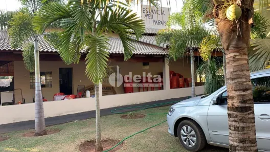 Fazenda/Sítio com 5 Quartos à venda, 600m² no Área Rural de Uberlândia, Uberlândia