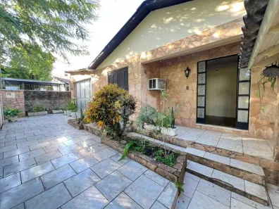 Casa com 3 Quartos para alugar, 148m² no Arroio Grande, Santa Cruz do Sul