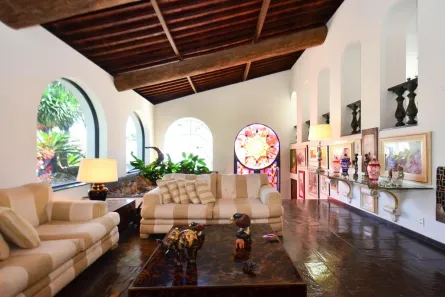 Casa com 5 Quartos à venda, 580m² no Mangabeiras, Belo Horizonte