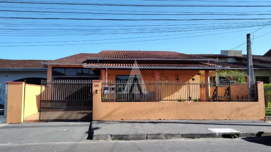 Casa com 3 Quartos à venda, 175m² no Costa e Silva, Joinville