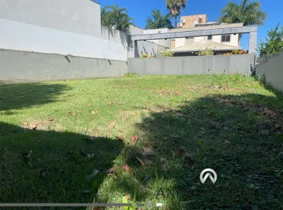 Lote/Terreno à venda, 300m² no Esperança, Londrina