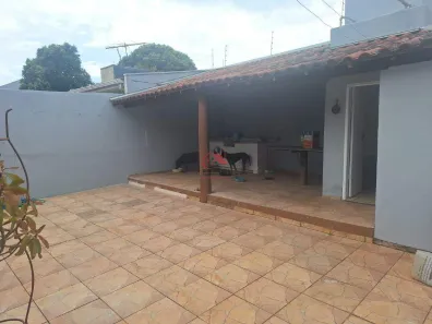 Casa com 3 Quartos à venda, 165m² no Nossa Senhora da Abadia, Uberaba
