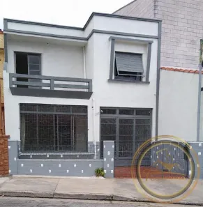 Casa com 3 Quartos para alugar, 248m² no Vila Bertioga, São Paulo