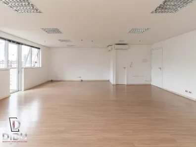 Sala Comercial à venda, 40m² no Vila Andrade, São Paulo