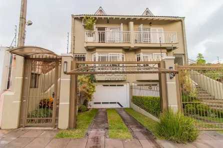 Casa com 3 Quartos à venda, 362m² no Chácara das Pedras, Porto Alegre