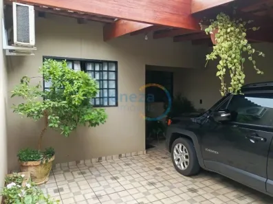 Casa com 2 Quartos à venda, 80m² no Jardim Montecatini, Londrina