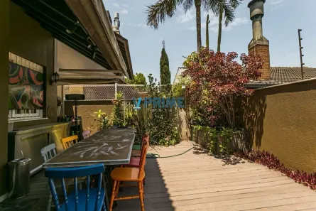 Casa de Condomínio com 3 Quartos à venda, 284m² no Vila Jardim, Porto Alegre