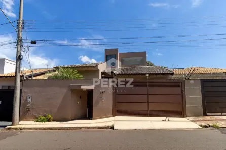 Sobrado com 4 Quartos à venda, 318m² no Monte Castelo, Campo Grande