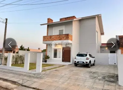 Casa com 3 Quartos à venda, 160m² no , Passo de Torres