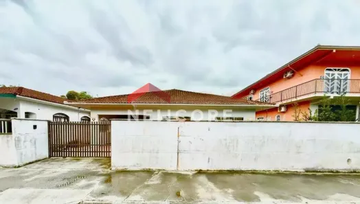 Casa com 3 Quartos à venda, 160m² no Iririú, Joinville