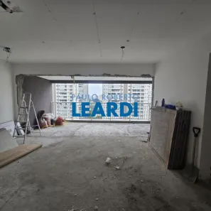 Apartamento com 2 Quartos à venda, 91m² no Vila Anastácio, São Paulo