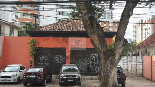 Imóvel Comercial para alugar, 297m² no Espinheiro, Recife