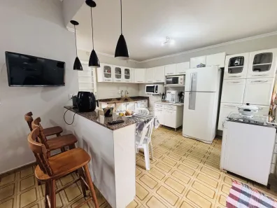 Casa com 3 Quartos à venda, 168m² no Jardim Castelo Branco, Ribeirão Preto