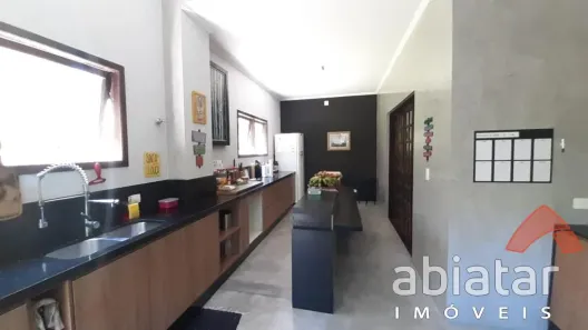 Sobrado com 3 Quartos à venda, 340m² no Condomínio Iolanda, Taboão da Serra