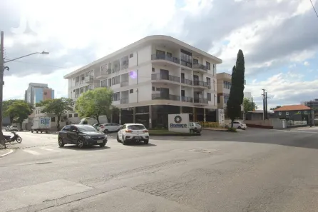 Cobertura com 4 Quartos para alugar, 300m² no América, Joinville