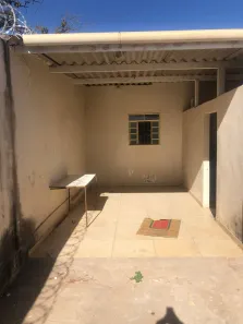 Casa com 1 Quarto para alugar, 55m² no Marta Helena, Uberlândia