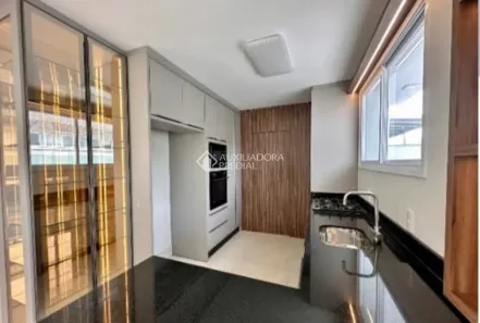 Cobertura com 3 Quartos para alugar, 166m² no Jurerê, Florianópolis