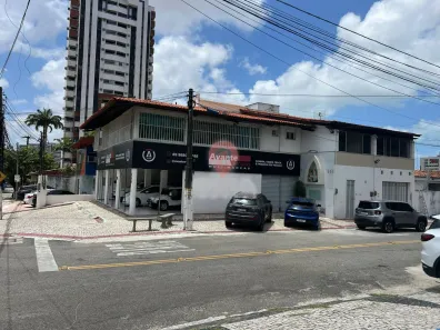 Casa com 6 Quartos à venda, 500m² no Joaquim Távora, Fortaleza
