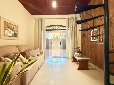 Sobrado com 6 Quartos à venda, 220m² no Cremação, Belém