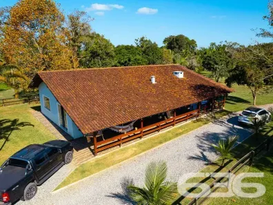 Fazenda/Sítio com 4 Quartos à venda, 170m² no Pinheiros, Balneário Barra do Sul