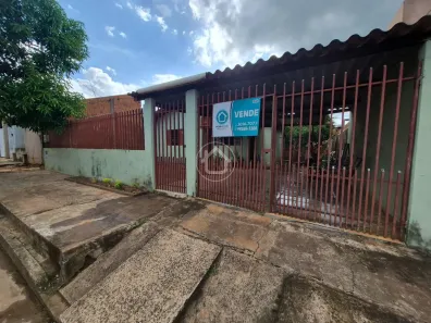 Casa com 2 Quartos à venda, 240m² no Jardim Vida Nova, Campo Grande