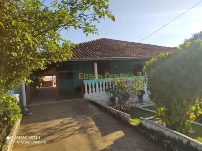 Fazenda/Sítio com 3 Quartos à venda, 407m² no Goiabal, Pindamonhangaba