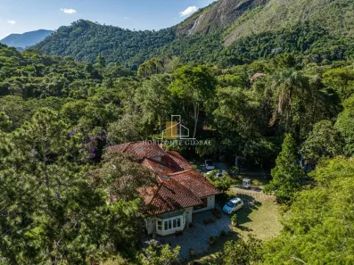 Casa com 10 Quartos para alugar, 569m² no Corrêas, Petrópolis