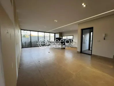Casa de Condomínio com 3 Quartos à venda, 233m² no Alto Umuarama, Uberlândia