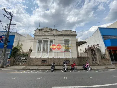 Imóvel Comercial com 4 Quartos à venda, 481m² no Centro, Itatiba