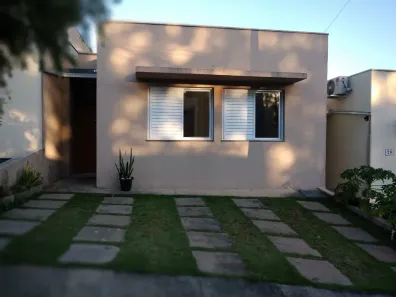 Casa com 2 Quartos à venda, 52m² no Aparecidinha, Sorocaba