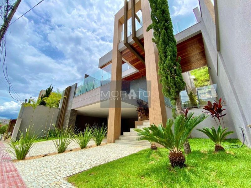 Casa com 4 quartos — Paquetá, Belo Horizonte