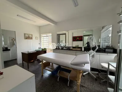 Ponto Comercial à venda, 200m² no Lourdes, Belo Horizonte