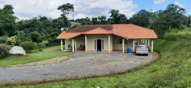 Fazenda/Sítio com 4 Quartos à venda, 250m² no Jundiacanga, Araçoiaba da Serra