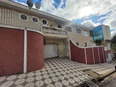 Sobrado com 4 Quartos à venda, 223m² no Jardim Emília, Sorocaba