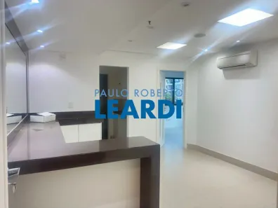 Ponto Comercial para alugar, 50m² no Moema, São Paulo