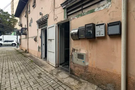 Ponto Comercial para alugar, 28m² no Cidade Monções, São Paulo