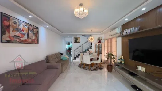Sobrado com 4 Quartos para alugar, 330m² no Canto do Forte, Praia Grande